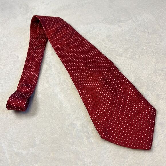 Bert Pulitzer for Lord & Taylor Red Dot Tie - 100% Silk - Picture 3 of 9
